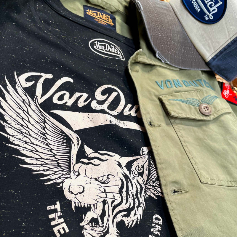 T-shirt femme col rond print devant Famous Vondutch - 5