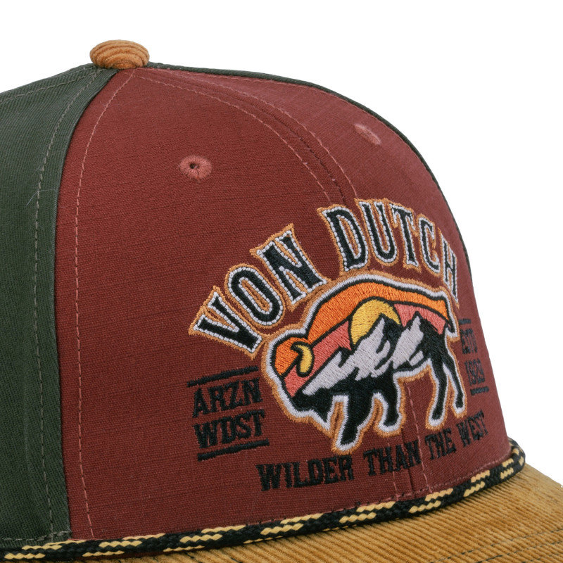 Casquette semi curve premium effet usé avec broderie Wilder