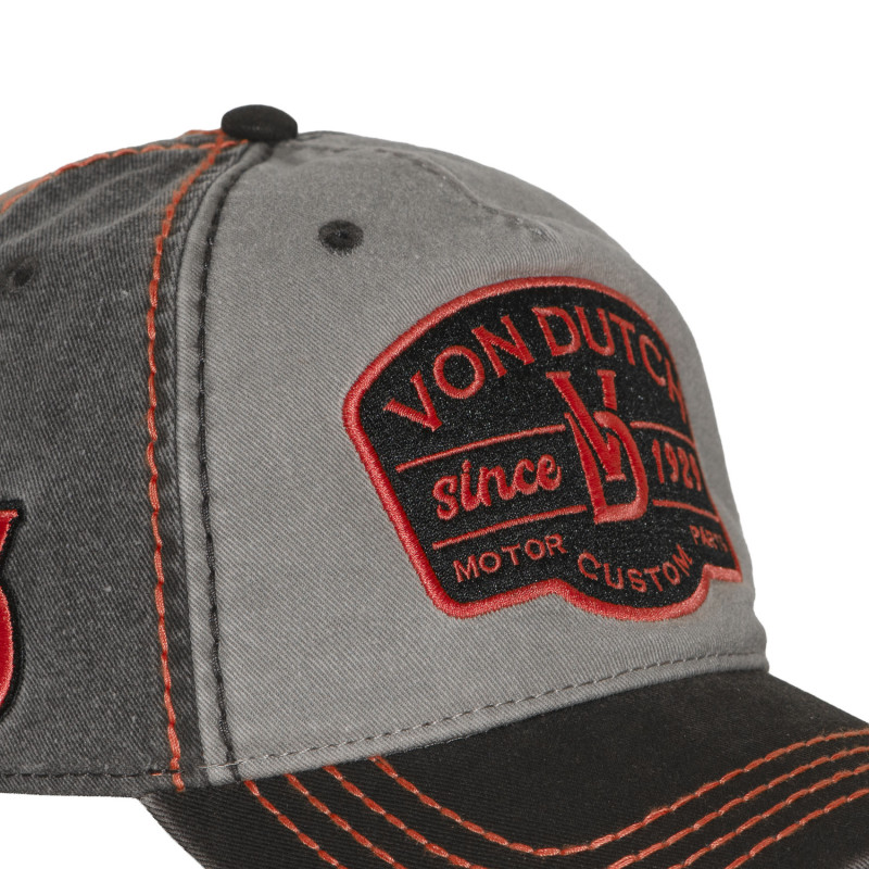 Casquette baseball avec écusson brodé Retro